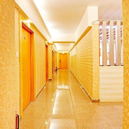 Super Townhouse Oak Electronic City Formerly Hotel Trubell Kammasandra エクステリア 写真
